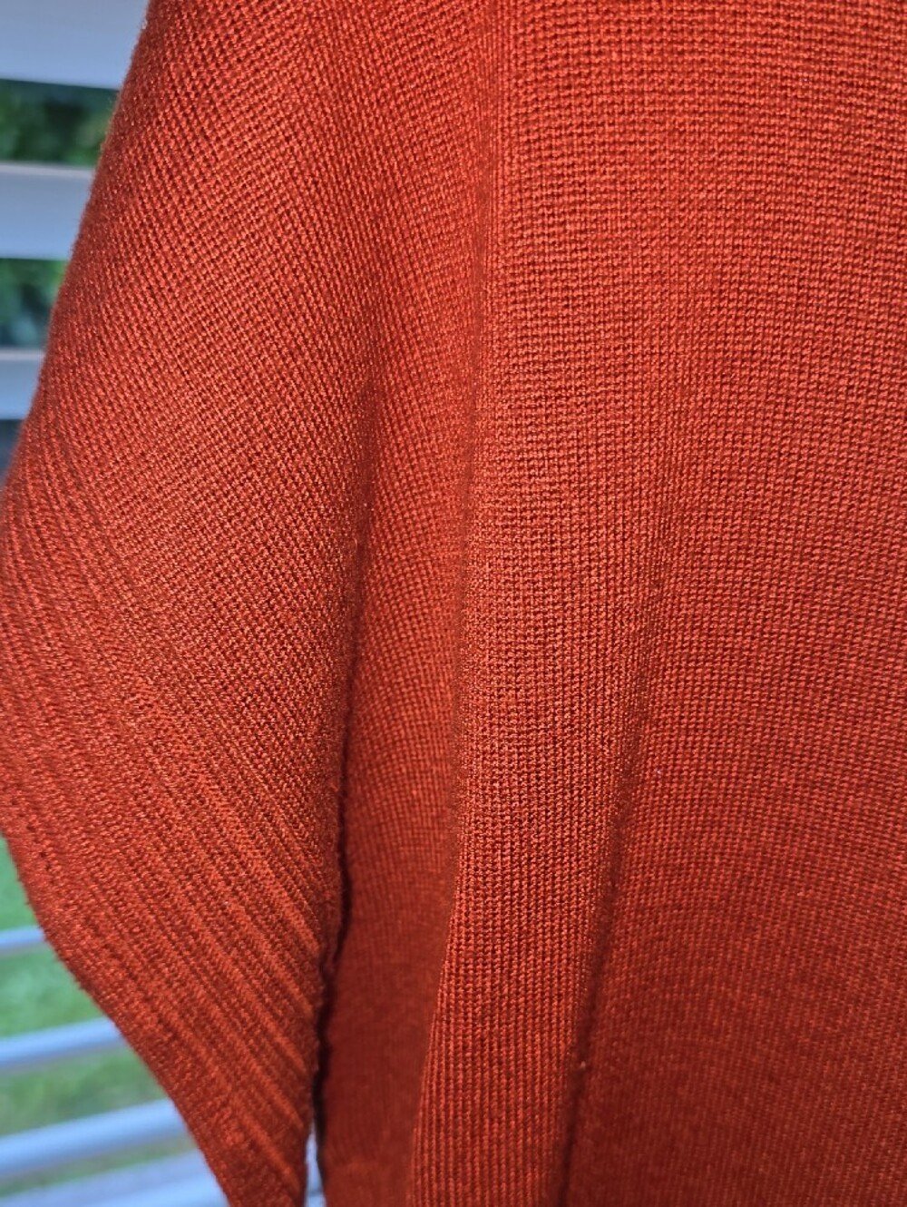 Cable & Gauge Rust Red Scoop Neck Short Sleeve Sweater - Picture 2 of 3